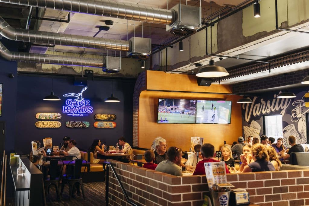 FOMO_is_the_place_for_quick_casual_dining._Image_Sirona_Urban._d4adw7