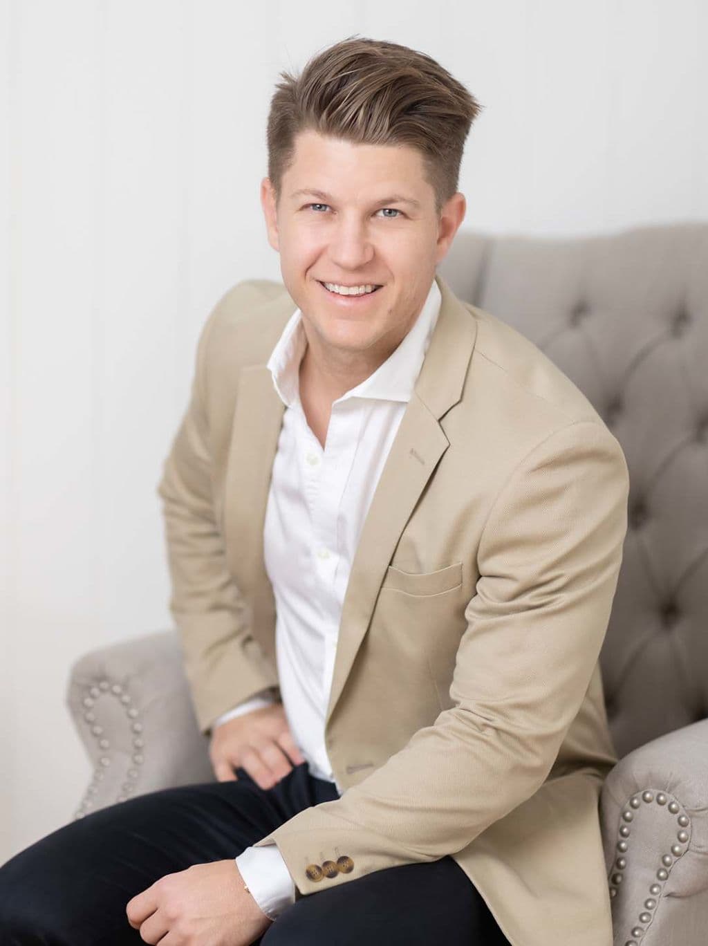 AdamGrbcic-1084x1448-1_giyb46