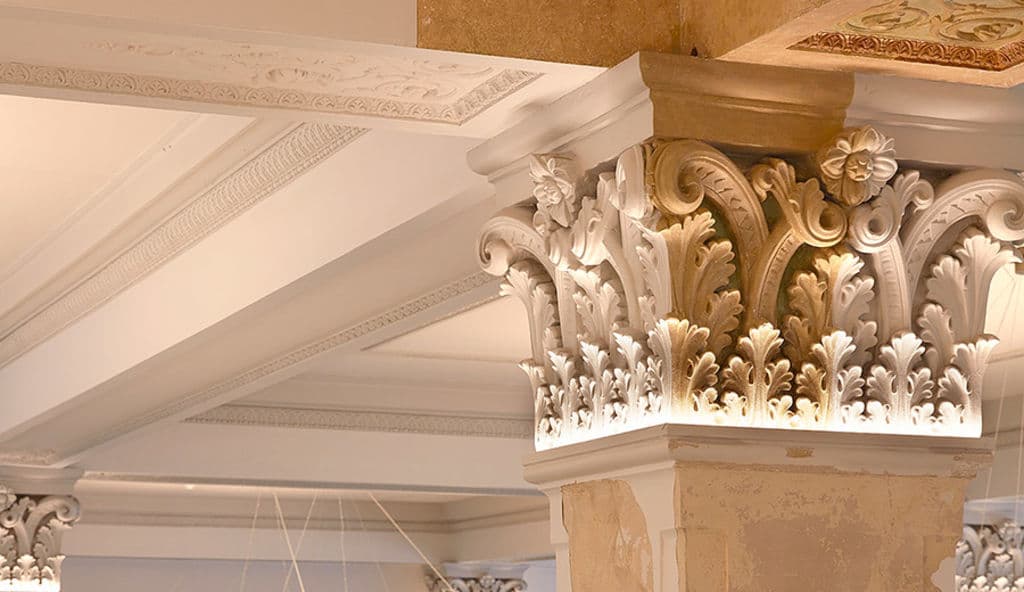 The_irreplacable_details_of_the_roof_columns_have_been_retained_as_features._Photo_Sean_Fennessy_yg38pk