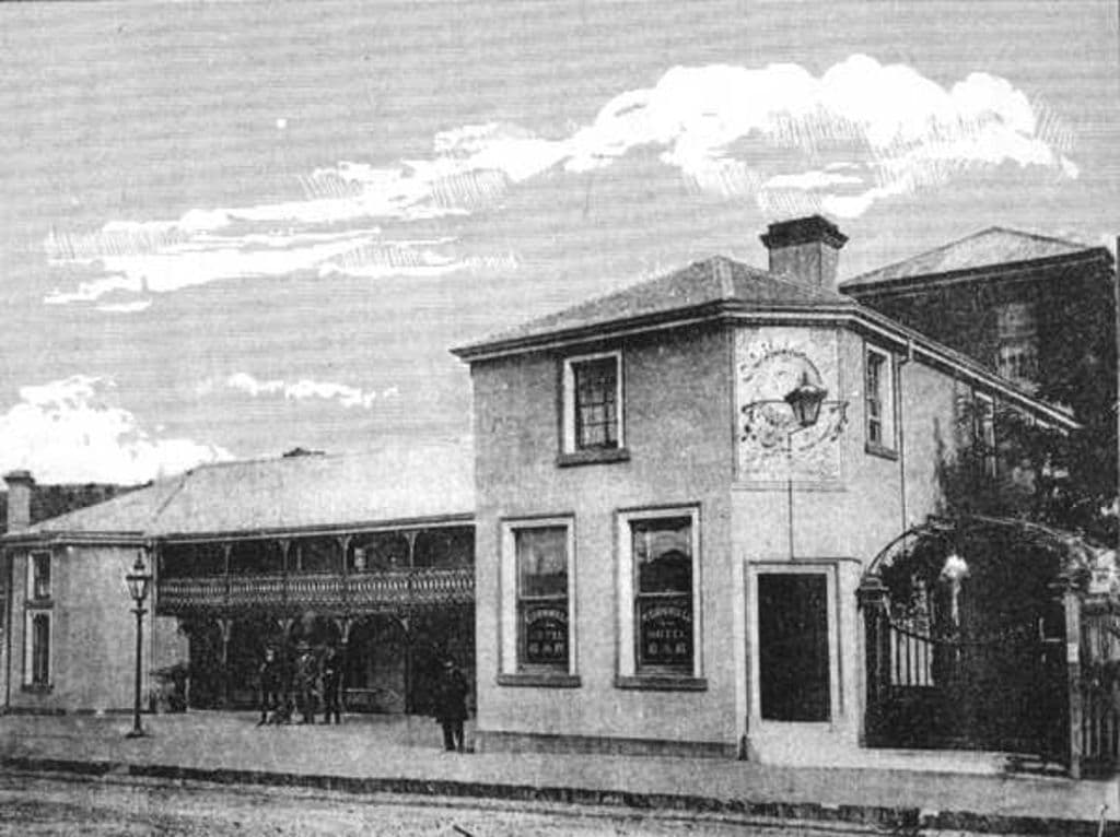 The_Cornwall_Hotel_as_it_was_in_the_1880s._Photo_State_Library_of_Tasmania_iljcsp