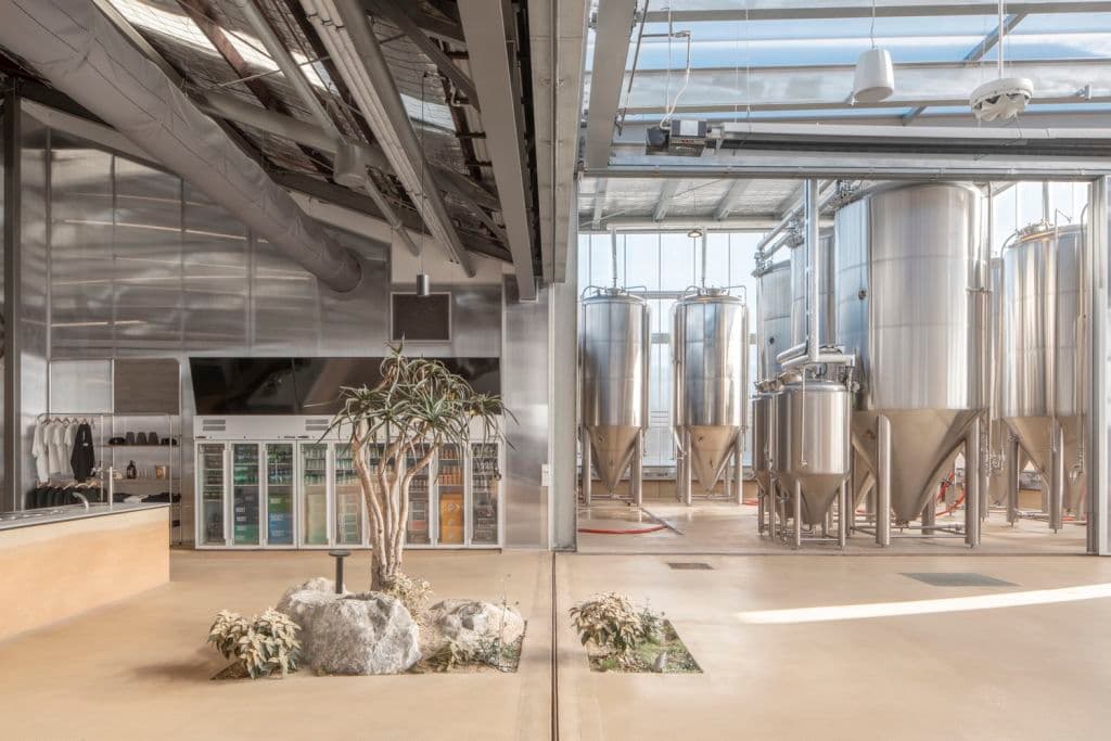 In_the_Modus_Operandi_brewery_everything_is_on_show._Photo_Jan_Vranovsky_lizxgv